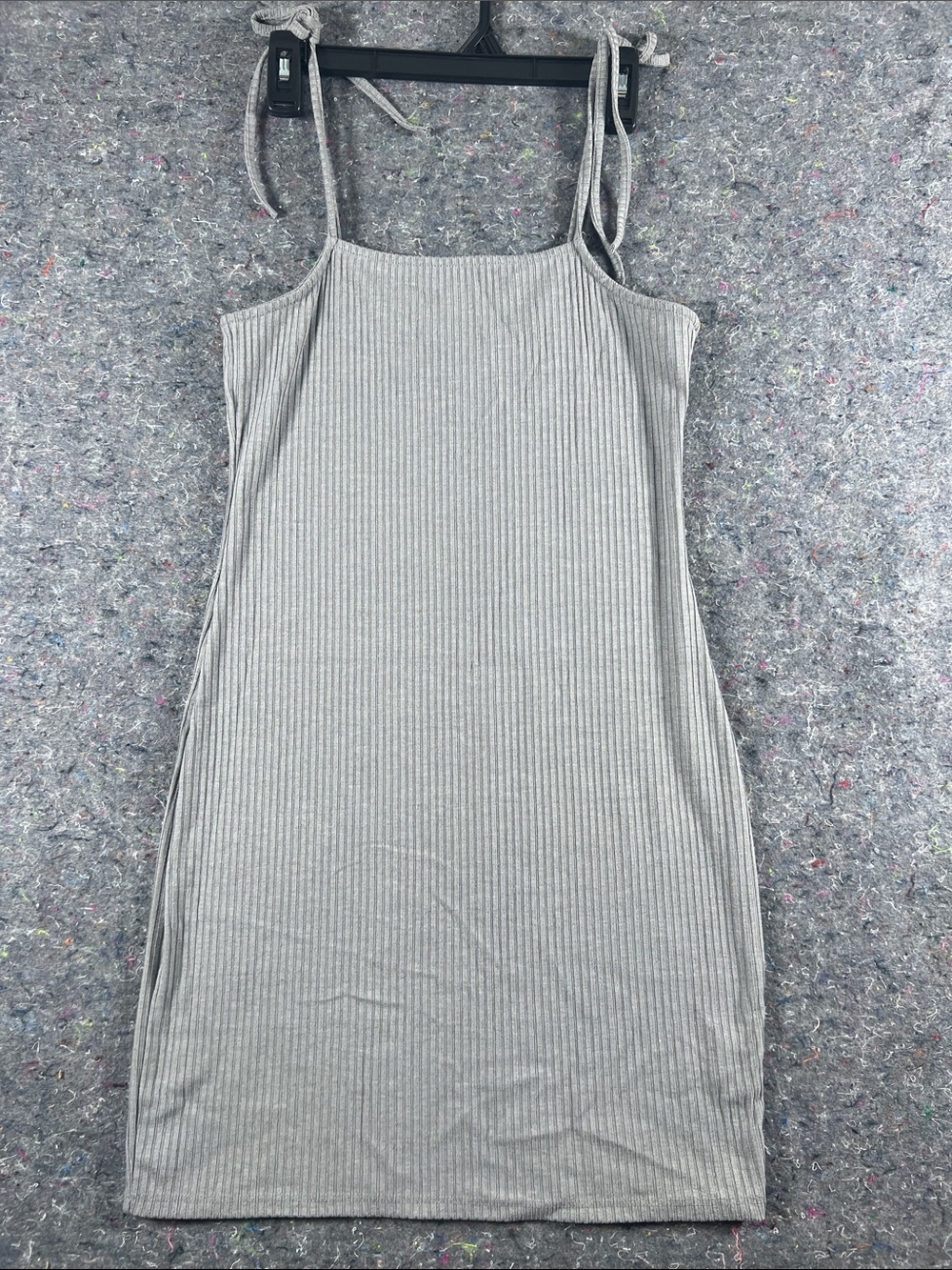 La Hearts Ribbed Tie-Shoulder Midi Dress in Light Gray